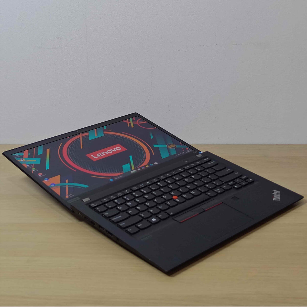 Lenovo Thinkpad T14sG1 Flat Lenovo Thinkpad T14sG1 Flat Butik Laptop